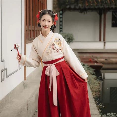 Chinese Traditional Clothing Hanfu 汉服 Jiaoling Ruqun 交领襦裙