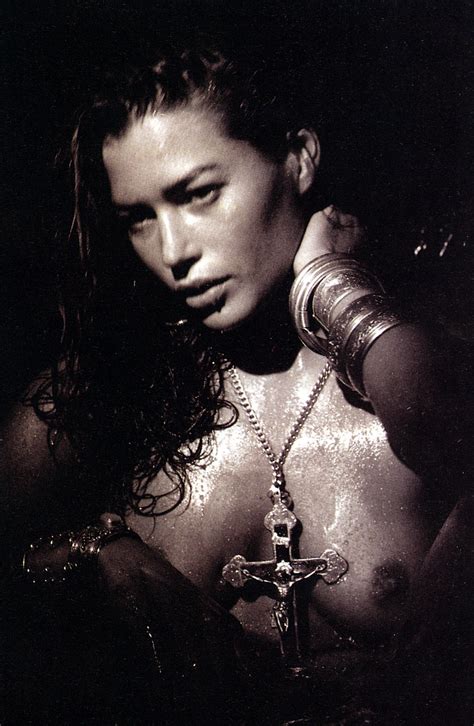 Naked Карре Отис Added by