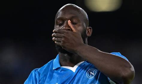 Lukaku Ha Uninfiammazione Al Ginocchio Dovr Fare Uniniezione Il