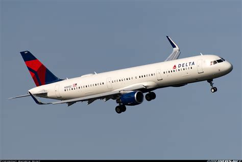 Airbus A321-211 - Delta Air Lines | Aviation Photo #5541101 | Airliners.net