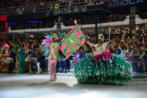 Mangueira anuncia renovações para o Carnaval 2025 Carnavalesco