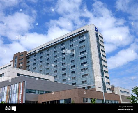 Modern Hospital Architecture