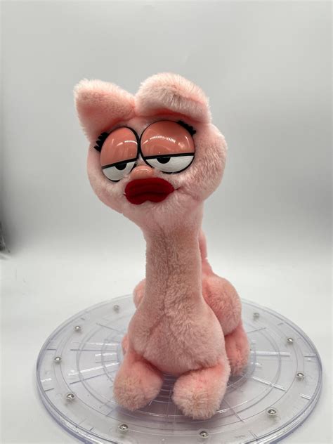 Vintage 1984 Large Arlene Pink Girl Garfield Cat So Cute Measures 11