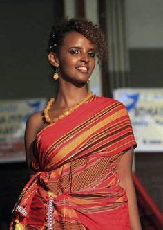 Somali Traditional Guntiino Dress Ideas Somali African Fashion