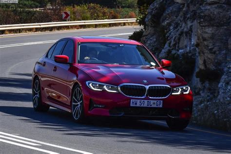 Bmw 3er G20 Erste Fotos Zu Melbourne Rot Mit Sport Line