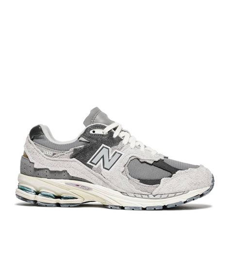 NEW BALANCE Белые замшевые кроссовки 2002R для женщин – купить в ...