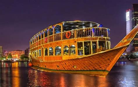 Cruise Dinner Dubai: A Gastronomic Voyage Amidst Architectural Splendors