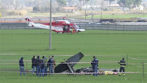 Incidente Di Guidonia Ecco Chi Erano I Due Piloti Morti Nell Impatto Aereo