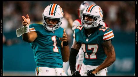 Post Game Wrap Up Show Dolphins Win Season Finale Vs New England 33 24