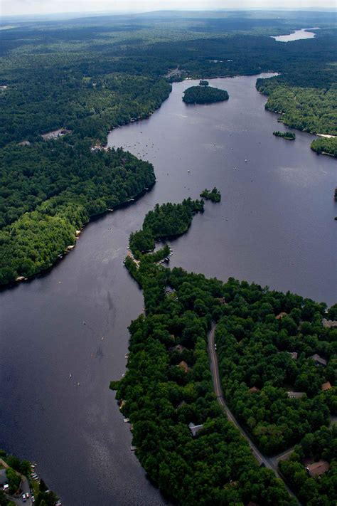 Pocono Pines Lake Naomi Club