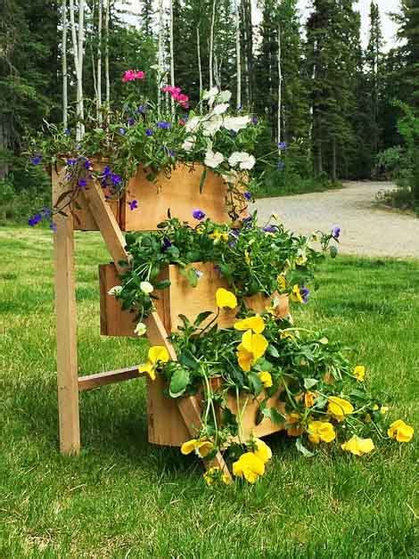 45 Easy and Amazing DIY Wooden Planter Box ideas You Can Make!