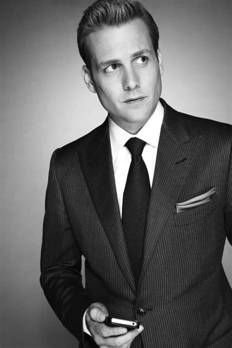 Suits Of Harvey Specter & How To Dress Like Him + Hair Styles