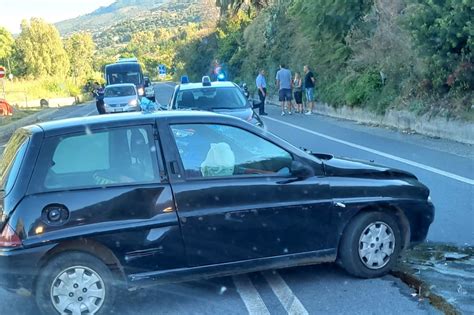 Tirreno Cosentino Incidente Sulla Strada Statale 18 PillaMaro It