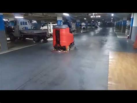 습식청소차 독일하코 B175R - YouTube