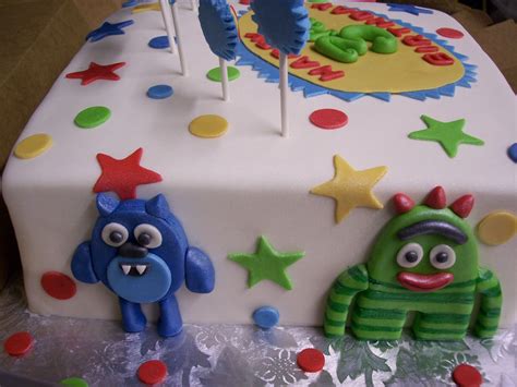 MyMoniCakes: Yo Gabba Gabba Cake