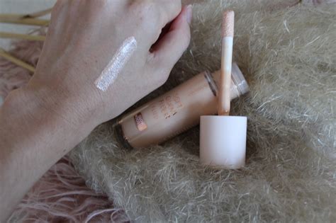 Catrice Cosmetics Soft Glam filter fluid review, perfect makeup