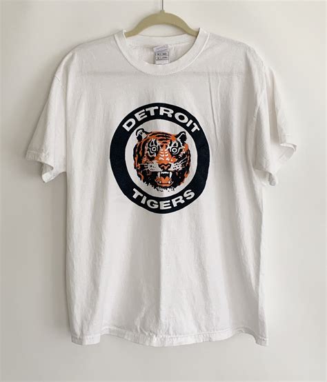 Detroit Tigers Baseball Shirt T Shirt Tee Vintage Fruit Of The Loom