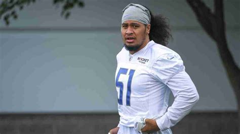 Lions Coaches Continues to Hype Linebacker Jahlani Tavai