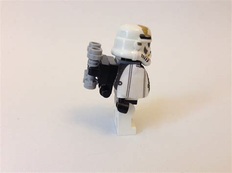 Stormtrooper Tatooine With White Pauldron Re Breather On Back Dirt