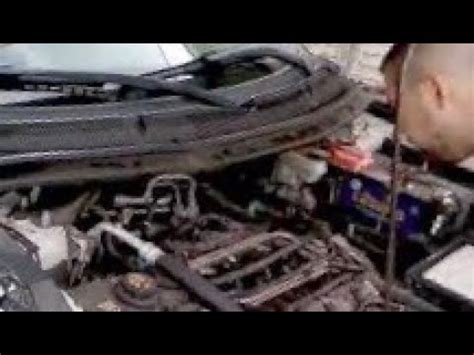 Replacing The Fuel Injectors On A V Ford Explorer Youtube