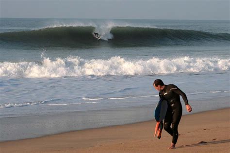 Surfing in Anglet • Ultimate France