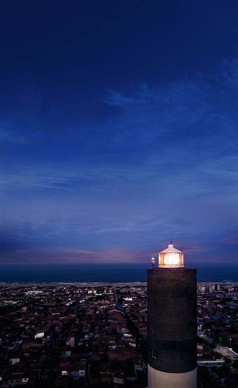 Metros Novo Farol Do Mucuripe Considerado O Maior Das Am Ricas