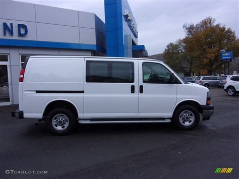 2017 Summit White Gmc Savana Van 2500 Cargo 130203090 Photo 2