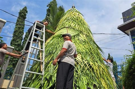 Siap Menyambut Natal 2023 Intip Kreatifnya Warga Gereja Di Purwokerto