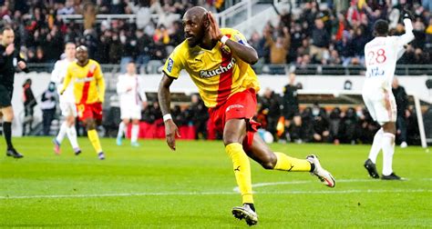 Rc Lens Om Ol Mercato Coup De Th Tre Pour Lavenir De Seko Fofana