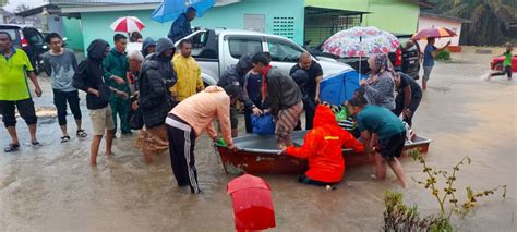 Lebih 10000 Sukarelawan Digerakkan Bantu Mangsa Banjir Di Pahang