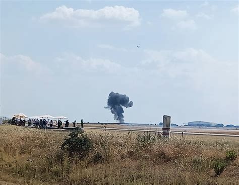 Parlamento lamenta morte de piloto espanhol durante festival aéreo de Beja