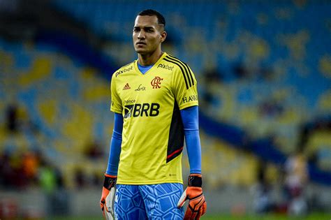 Adeus Goleiro Do Flamengo Se Despede Do Clube Nas Redes Sociais