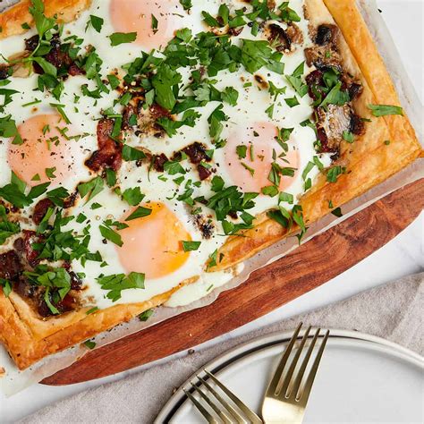 Puff Pastry Breakfast Tart With Bacon And Eggs Casual Epicure