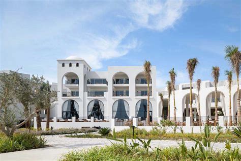 Hotel Serry Beach Resort