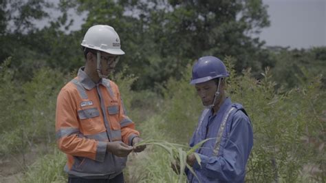 Dorong Inisiatif Berkelanjutan Solusi Bangun Indonesia Pabrik Narogong