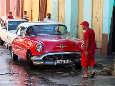 Cuba S Vintage Car Culture In Pictures Artofit