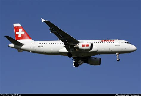 HB IJU Swiss Airbus A320 214 Photo By Siegi ID 120688 Planespotters Net