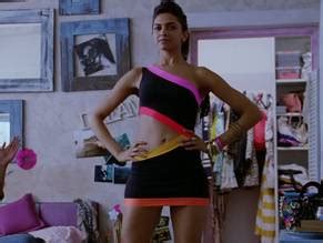 COCKTAIL NUDE SCENES AZNude