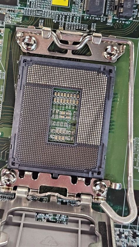 Intel S Lga Socket Pictured Ready To Debut With Meteor Lake Ps