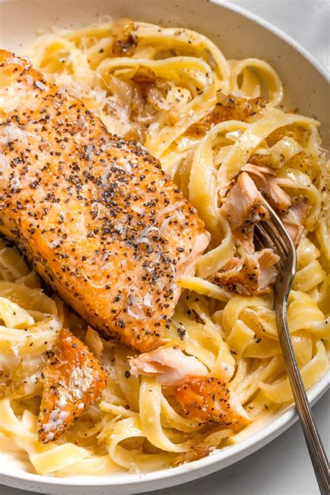 Easy Salmon Alfredo Recipe