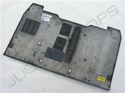 Genuine Dell Latitude E6400 Laptop CPU Memory Ram Cover Bottom Door