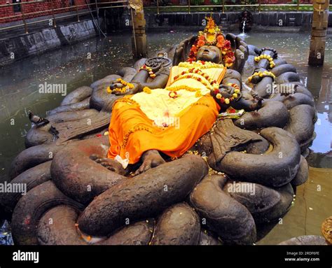 vishnu hindu god  res stock photography  images alamy