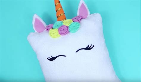 Tuto Fabriquez Un Coussin Licorne Lumineux Sans Couture Page Sur