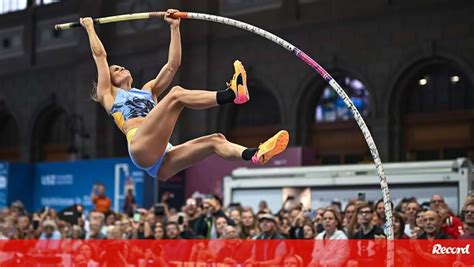 Nina Kennedy Vence Salto Vara Em Zurique Melhor Marca Mundial