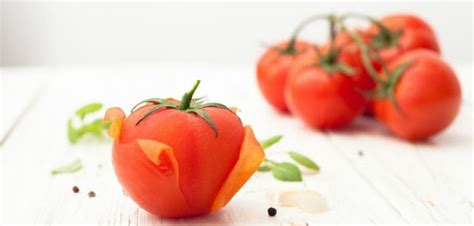 Comment Enlever La Peau Des Tomates Et Les Couper Rapidement Cuisine