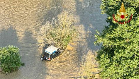 Piemonte Sott Acqua Dopo L Alluvione E Le Frane Causate Dal Maltempo