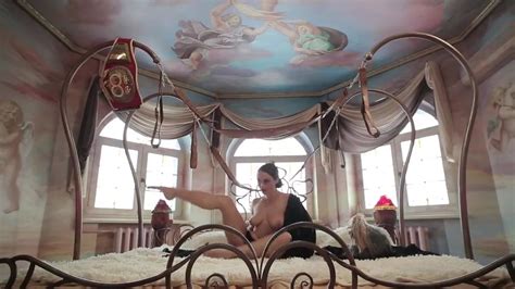 Naked Dasha Astafieva In Ostrov Vezeniya