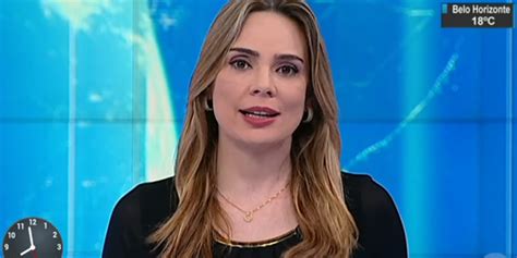 Rachel Sheherazade Demitida Do Sbt Surge Em Banheira E Manda Direta