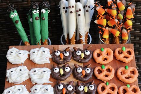 Halloween Mini Pretzels — Baking With Josh And Ange