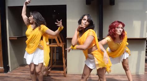 Girl Dance In Tip Tip Barsha Pani Dance Video Hot Dance